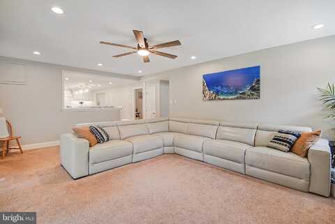 22 SANDOWN ROAD, NORRISTOWN, PA 19403