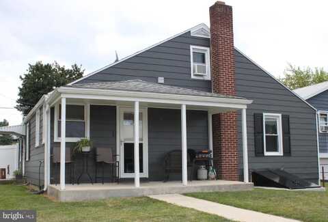 1516 HIGHLAND TERRACE, WAYNESBORO, PA 17268