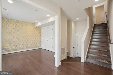 8044 RED HOOK STREET, ROCKVILLE, MD 20855