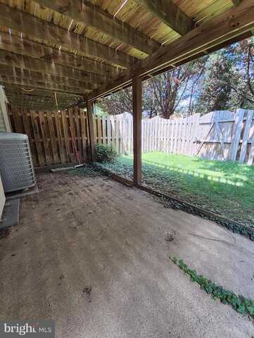 8612 SANDERLING DRIVE, MANASSAS, VA 20110