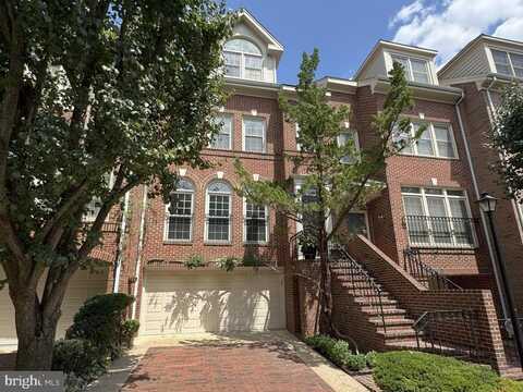 1533 N COLONIAL COURT, ARLINGTON, VA 22209