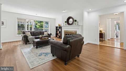 9613 BARROLL LANE, KENSINGTON, MD 20895