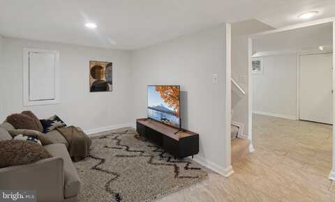 4604 MORGAN ROAD, MORNINGSIDE, MD 20746