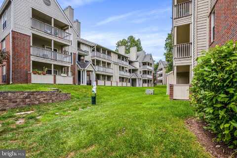 12158 PENDERVIEW LANE, FAIRFAX, VA 22033