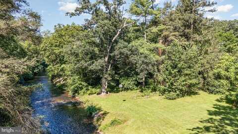 941 STONEY CREEK ROAD, DAUPHIN, PA 17018