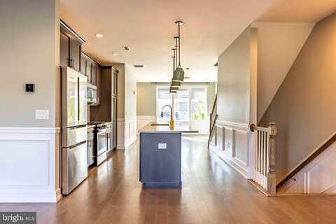 1009 LAKEVIEW COURT, KING OF PRUSSIA, PA 19406