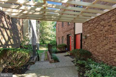 204 MOUNTAINVIEW DRIVE, CHESTERBROOK, PA 19087