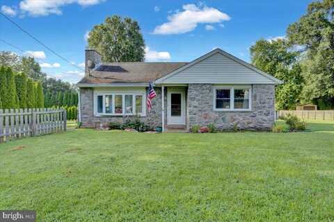 856 MONOCACY CREEK ROAD, BIRDSBORO, PA 19508