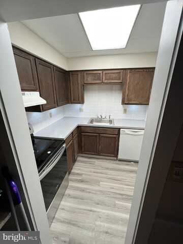 2049 LUCAS LANE, VOORHEES, NJ 08043