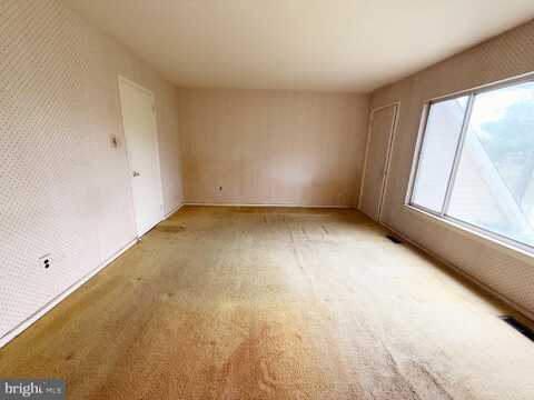 1096 CORBRIDGE COURT, VOORHEES, NJ 08043
