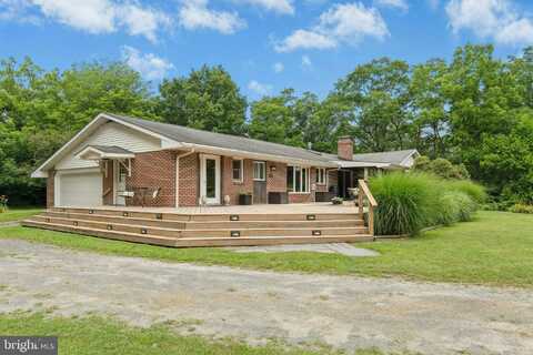 8838 EDELWEISS ROAD, NEW TRIPOLI, PA 18066