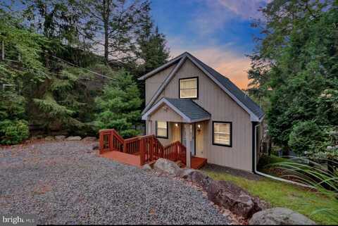 114 S LAKE DRIVE, LAKE HARMONY, PA 18624