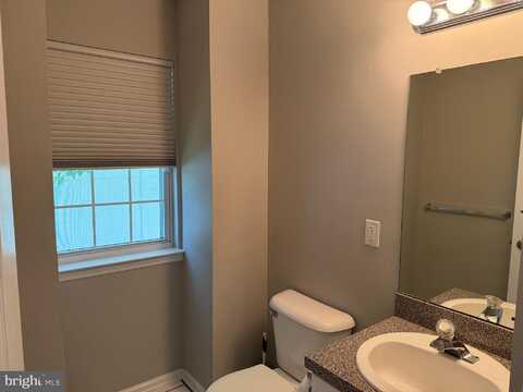 4 JUNIPER LANE, BLACKWOOD, NJ 08012