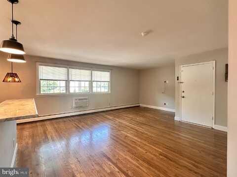 403 S MAIN STREET, DOYLESTOWN, PA 18901