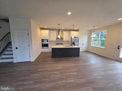 48 PARRY WAY, IVYLAND, PA 18974