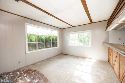 9 FAIRWAY, QUAKERTOWN, PA 18951