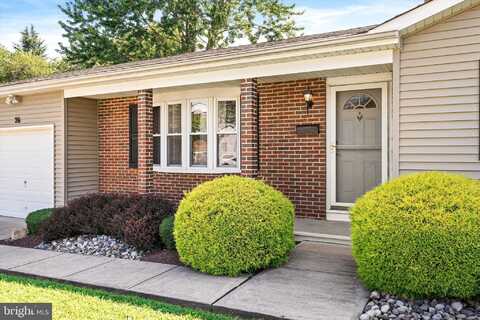 26 COMPTON WAY, HAMILTON, NJ 08690