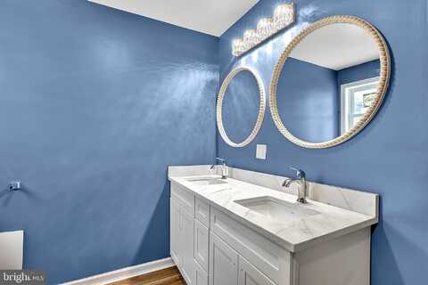 840 PARKSIDE AVENUE, TRENTON, NJ 08618