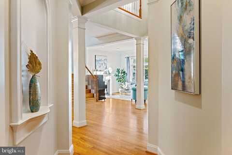 6711 HONESTY DRIVE, BETHESDA, MD 20817