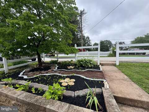 15 HENRY AVENUE, COLLEGEVILLE, PA 19426