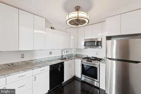 5225 POOKS HILL ROAD, BETHESDA, MD 20814