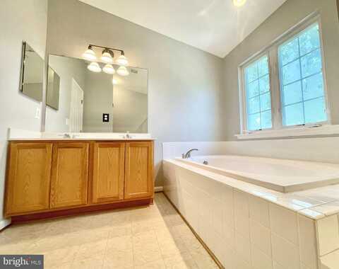 46124 THOROUGHBRED WAY, LEXINGTON PARK, MD 20653