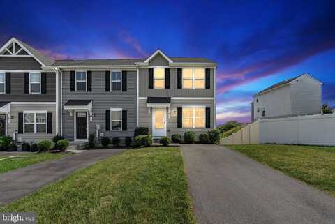 61 SEBAGO PLACE, MARTINSBURG, WV 25403