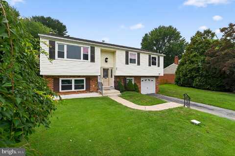 696 BOXWOOD DRIVE, ASTON, PA 19014