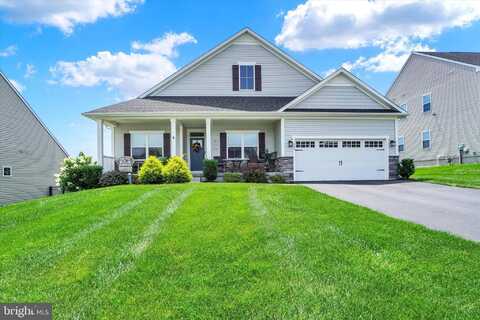 404 JORDANELLE DRIVE, YORK, PA 17402