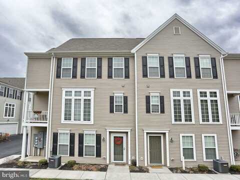 3013 MERIDIAN COMMONS, MECHANICSBURG, PA 17055