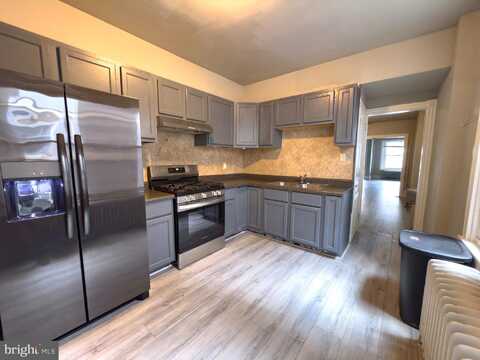 151 W DOUGLASS STREET, READING, PA 19601