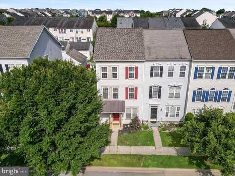 74 DAVIS STREET, CHARLES TOWN, WV 25414