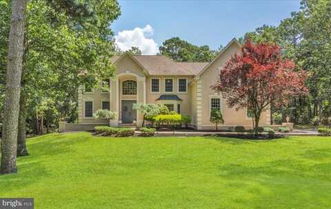 43 CONSTITUTION DRIVE, SOUTHAMPTON, NJ 08088