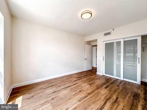 250 PRESIDENT STREET, BALTIMORE, MD 21202