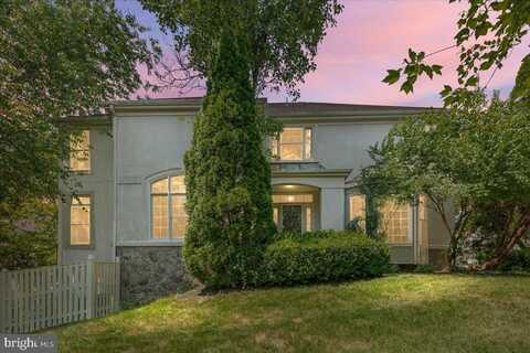 2906 STRATHAVEN PLACE, VIENNA, VA 22181