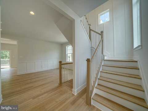 9420 FAIRVIEW AVENUE, LAUREL, MD 20723