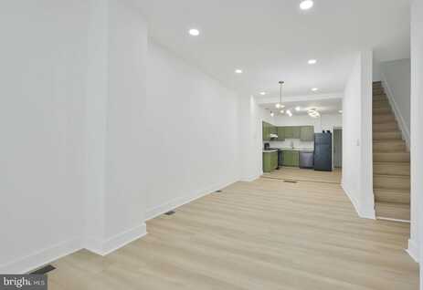 2567 W BALTIMORE STREET, BALTIMORE, MD 21223