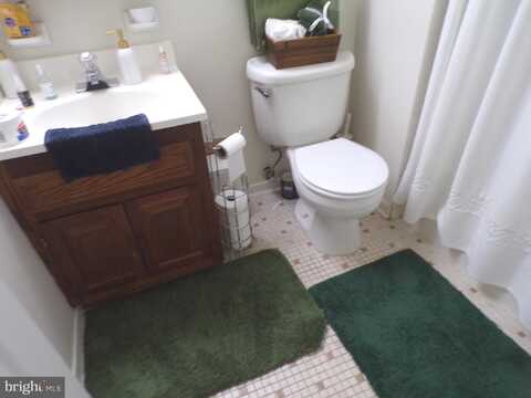 5915 PARKRIDGE LANE, ALEXANDRIA, VA 22310