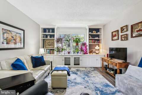 1612 W ABINGDON DRIVE, ALEXANDRIA, VA 22314