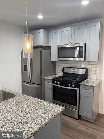 2227 E CUMBERLAND STREET, PHILADELPHIA, PA 19125