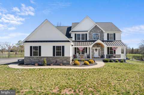 920 MINSI TRAIL, PERKASIE, PA 18944
