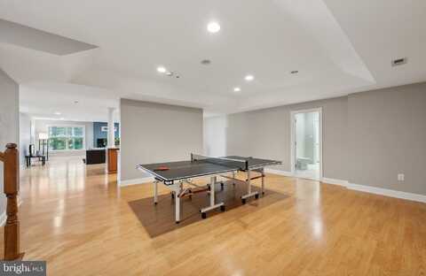 1284 COBBLE POND WAY, VIENNA, VA 22182