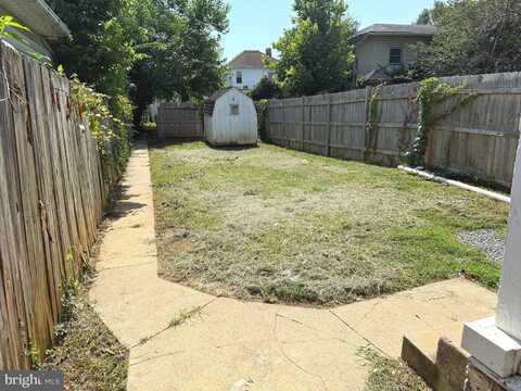232 / 234 ILLINOIS AVENUE S, MARTINSBURG, WV 25401