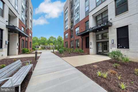 102 SAINT IVES PLACE, OXON HILL, MD 20745