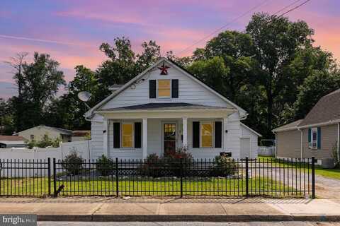 7 S GEORGE STREET, MECHANICSBURG, PA 17055