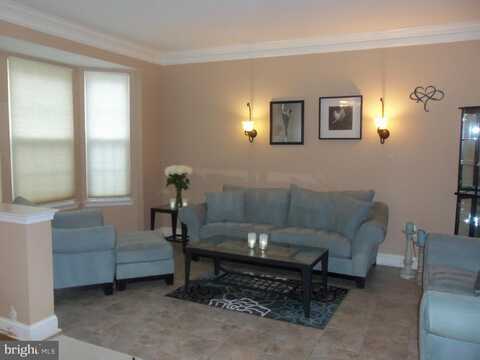 32 CARTER LANE, MARLTON, NJ 08053
