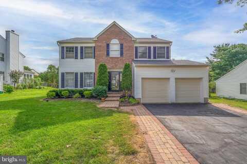5 BOLTON CIRCLE, NEWTOWN, PA 18940