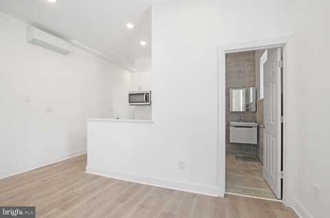 2046 E HUNTINGDON STREET, PHILADELPHIA, PA 19125