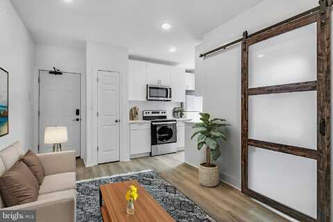 2046 E HUNTINGDON STREET, PHILADELPHIA, PA 19125