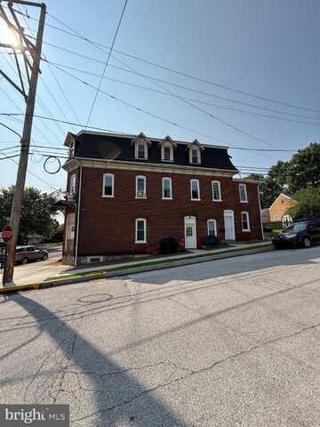 300 S MAIN STREET, SPRING CITY, PA 19475